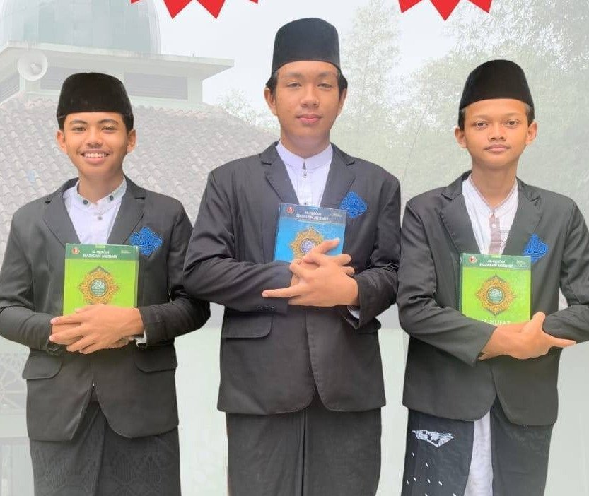 Mencetak Generasi Berilmu, Beradab, dan Berdaya Saing Global